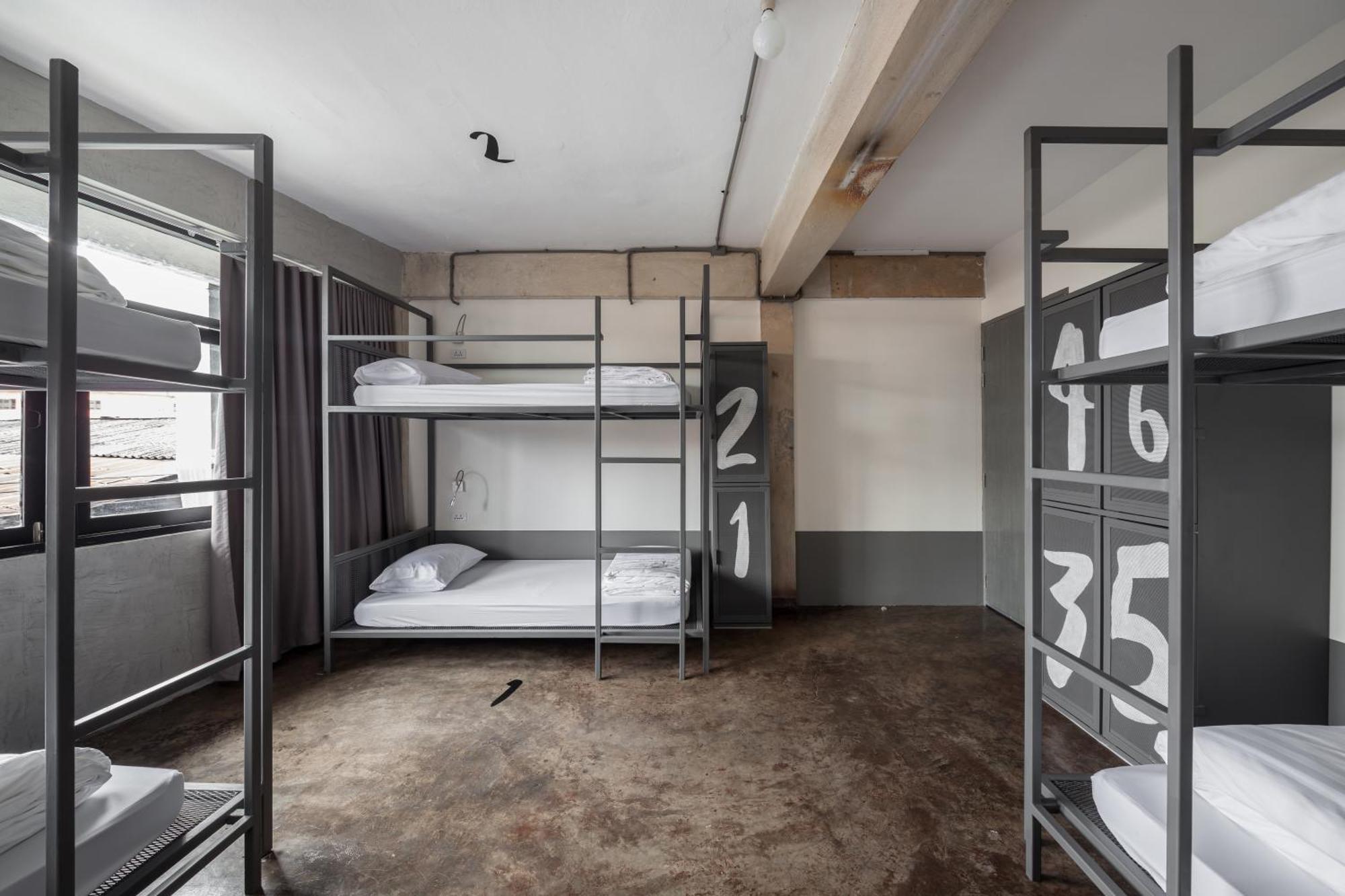 Thunder Bird Hostel Chiang Mai Buitenkant foto