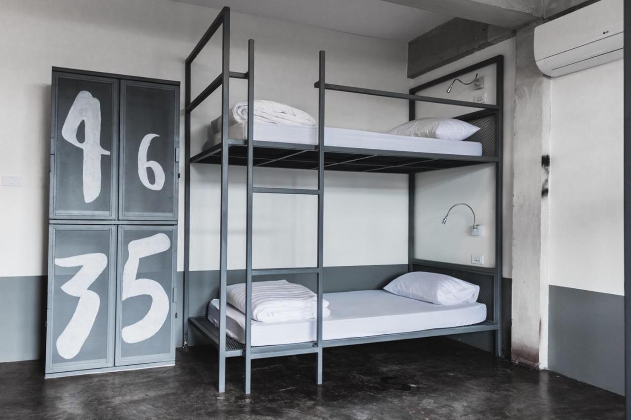 Thunder Bird Hostel Chiang Mai Buitenkant foto